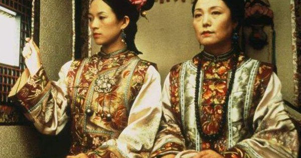 Hậu cung nhà Thanh từng có chuyện lạ: Bà và cháu cùng gả cho hoàng đế Càn Long, số phận rẽ hai ngả