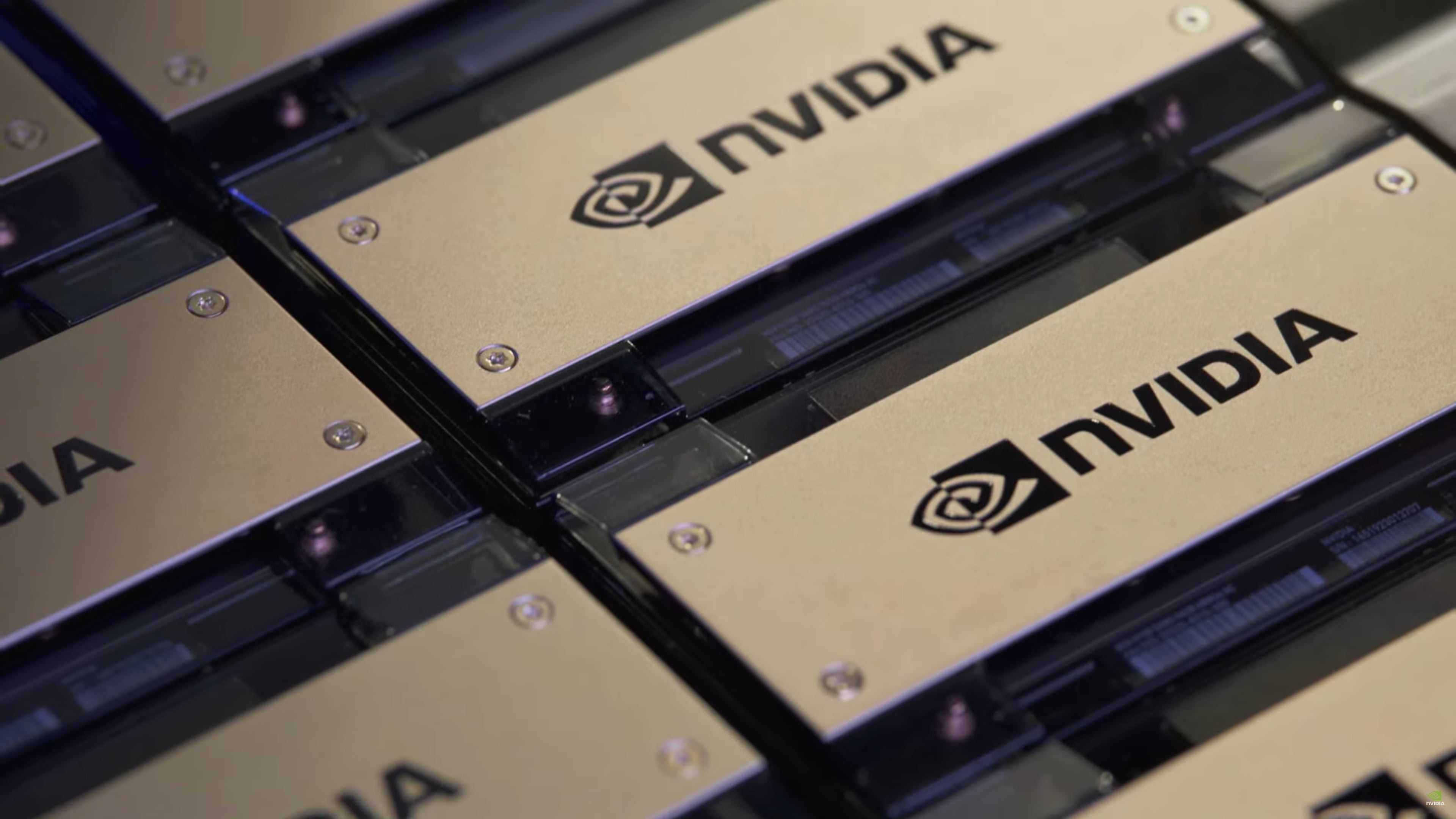 Game thủ tiếp tục chịu cú sốc lớn khi Nvidia bị tố cắt giảm 20% nguồn cung GPU, không có card GeForce mới trước năm 2027