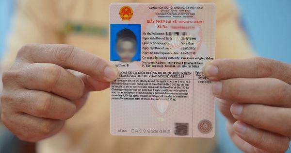 Thông tin về giấy phép lái xe màu hồng mới, người dân ai cũng cần biết