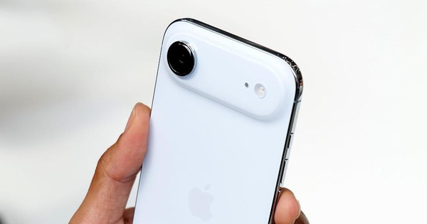 iPhone mới ra mắt rớt giá chưa từng có, giảm sập sàn gần 10 triệu đồng