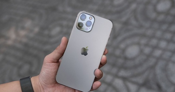 Chiếc iPhone Pro Max rẻ nhất, đáng mua nhất hiện nay