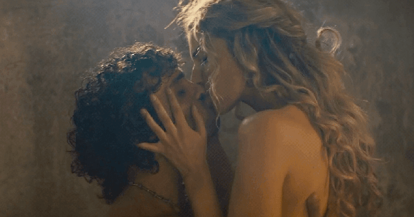 Phim 18+ cấm xem chỗ đông người: Kết nổ mắt 2 mỹ nhân siêu bốc lửa, ai sợ thì đi về