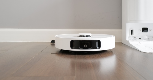 Trải nghiệm robot hút bụi lau nhà Dreame D20 Ultra: Chỉ 10 triệu mà có lực hút 13.000 Pa, tránh vật thể, trạm vệ sinh tự động xịn không kém flagship