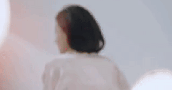 Trương Bá Chi sống thế nào mà bị 3 người quản lý quay lưng?