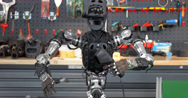 Robot hình người Trung Quốc tự học không cần hiệu chỉnh