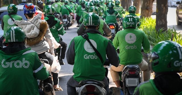 Thông báo từ Grab về áp dụng phụ phí, tất cả người dùng chú ý