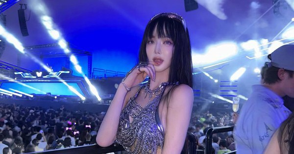 Nữ DJ khiến fan 
