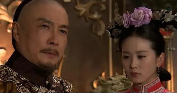 Khang Hy đế lần đầu gặp mẹ ruột của Càn Long đã nói 8 chữ: Về sau từng chữ đều ứng nghiệm