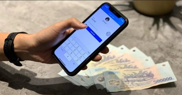 Nhận 1 tỷ đồng chuyển khoản gần Tết, chưa đầy 24h, người đàn ông ở TP.HCM bị công an phường yêu cầu xác minh