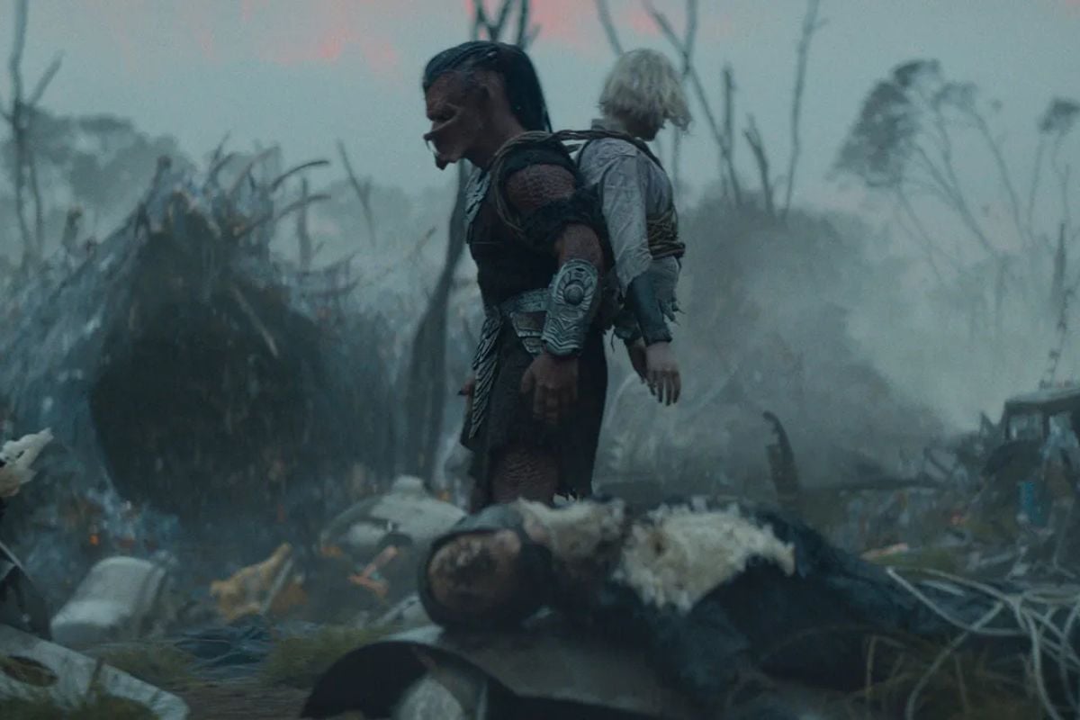 Sao Nữ Elle Fanning và Dimitrius Schuster-Kolo Matangi: Hậu Trường Predator: Badlands