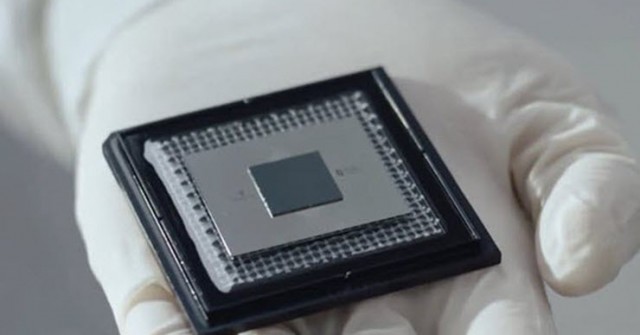 Google tiết lộ thứ nhanh gấp 13.000 lần siêu máy tính