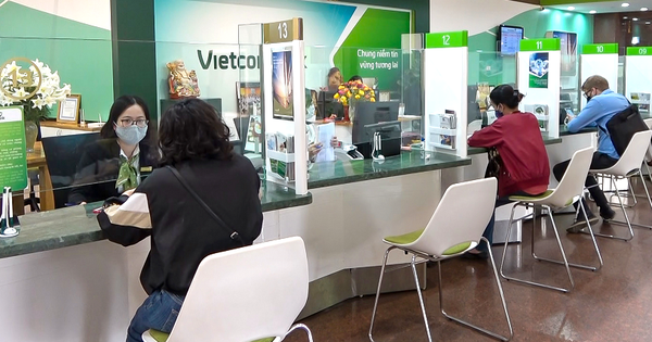 Từ 1/1/2026: Vietcombank, Agribank ngừng chấp nhận loại giấy tờ sau, hàng loạt chủ tài khoản cần cập nhật thông tin ngay lập tức