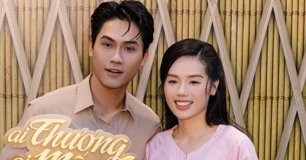 Cặp sao Việt công khai bồng bế nhau gây bão MXH: Nhà gái xinh như mộng, nhà trai lộ rõ vẻ si mê khó chối cãi