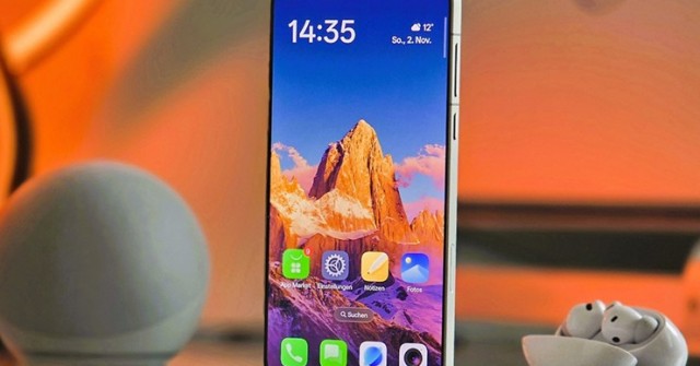 Smartphone bắt đầu “cạn bài”, pin 15.000 mAh trở thành hướng đi mới