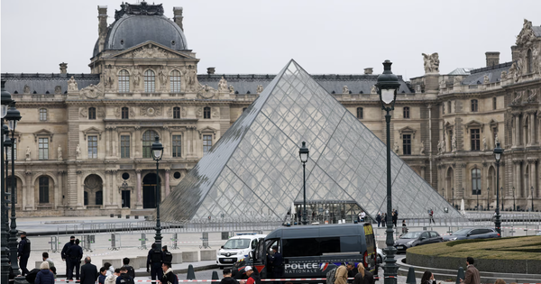 Bảo tàng Lourve vừa bị cướp giữa ban ngày trong vài phút: Hàng loạt kho báu vô giá của thế giới đã biến mất!