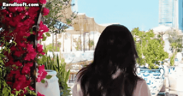 Vbiz có 1 mỹ nhân sáng làm cô giáo, tối lên đồ đi quẩy: U40 mà trẻ hơn học sinh mới đáng nể