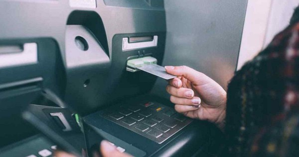 VietinBank cảnh báo nóng: Thói quen rút tiền ATM khiến tài khoản dễ bị 'bốc hơi', đây là cách xử lý ngay lập tức