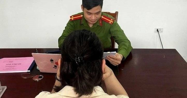 Công ty tự đăng nhập rồi chuyển 220 triệu đồng từ tài khoản nhân viên: Người phụ nữ Hà Nội báo công an