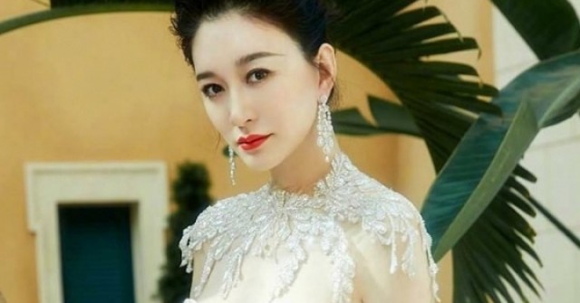 12 năm khổ đau vì yêu nhầm tới đoạn tình viên mãn của 'người đàn bà đẹp' Lý Tiểu Nhiễm