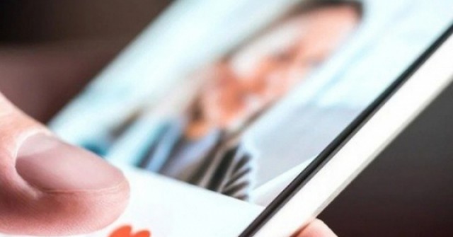 Bi kịch hôn nhân từ cú 'thả tim' ảnh phụ nữ hở hang trên mạng xã hội của chồng