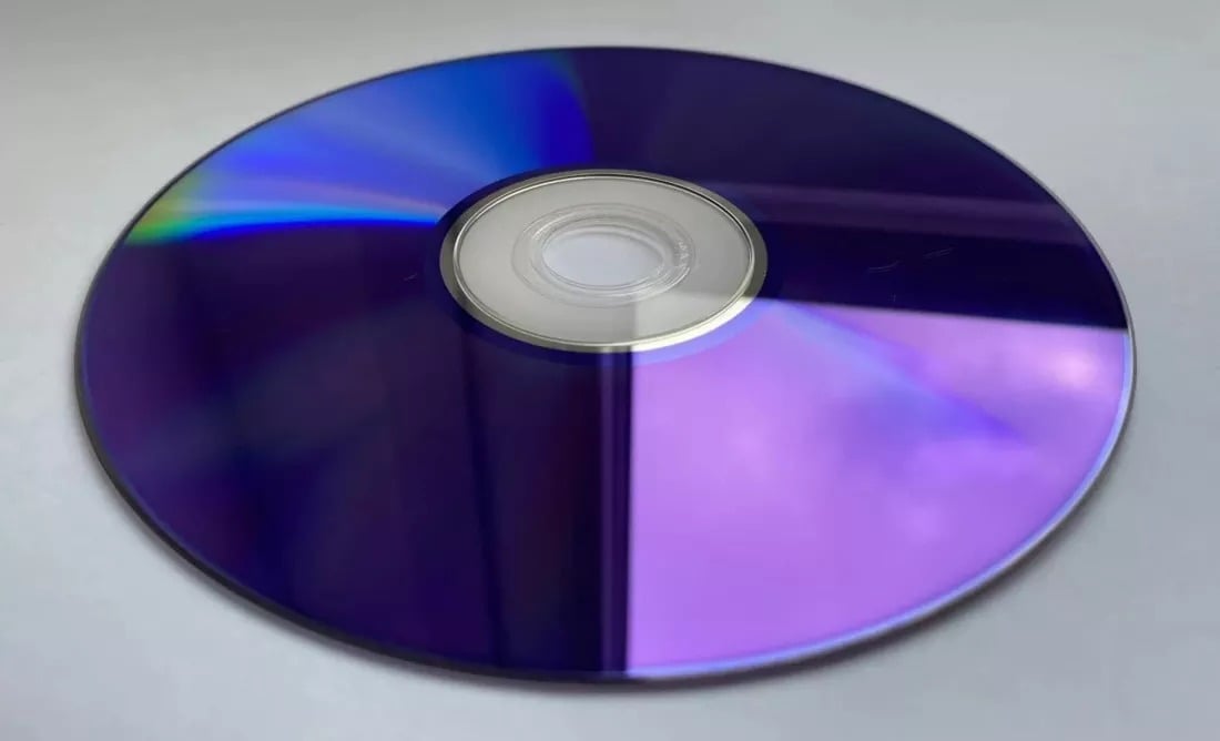 Doanh số ổ ghi Blu-ray tăng đột biến tại Nhật Bản khi Windows 10 kết thúc hỗ trợ