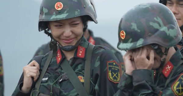Tập cuối Sao Nhập Ngũ 2025: Hoà Minzy bật khóc, Diệu Nhi nghẹn giọng nói câu này