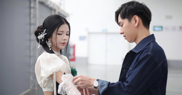 MC sự kiện T1 đến Việt Nam xuất hiện với visual cuốn hút, một bức ảnh khiến dân mạng khen tấm tắc
