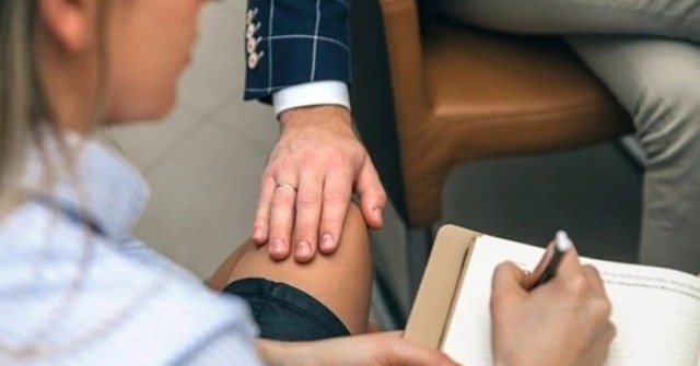 Nữ nhân viên bị sếp có gia đình “quấy rối”