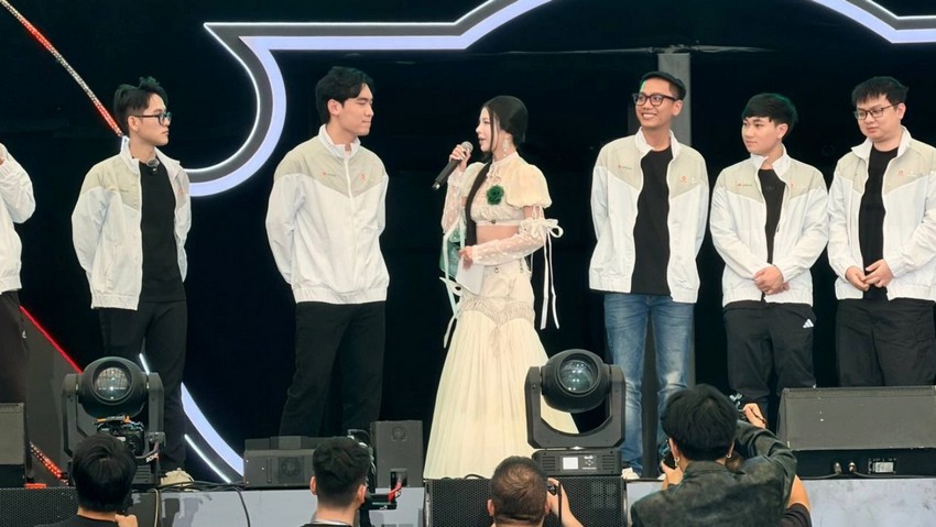 Bùng nổ ngày đầu tiên với giải Tứ Hùng siêu vui tại lễ hội eSports VPBank!