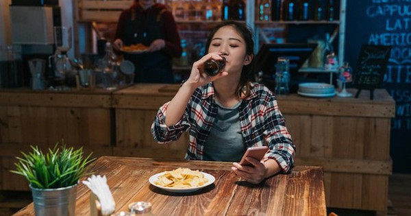 Gen Z bây giờ không ai uống bia nữa?