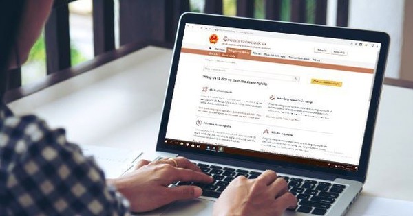 Chính thức thêm 6 thủ tục hành chính người dân Hà Nội có thể làm ngay tại nhà, không cần xếp hàng hay chờ đợi