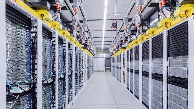 Trung Quốc lập kỷ lục mô phỏng lượng tử bằng AI trên siêu máy tính Oceanlite