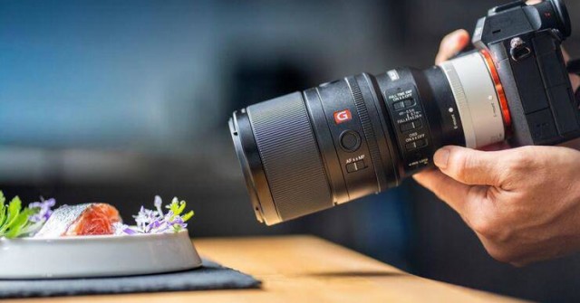 Sony công bố ống kính tele macro G Master đầu tiên cho máy ảnh ngàm E