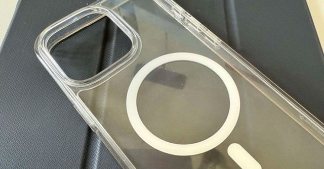Ốp lưng iPhone của Apple: người dùng than phiền vì “tiền triệu không đáng”