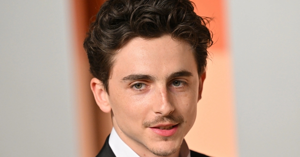 Timothée Chalamet làm được điều 8 tỷ người không ai làm nổi: Trời thương muốn làm người thường cũng khó