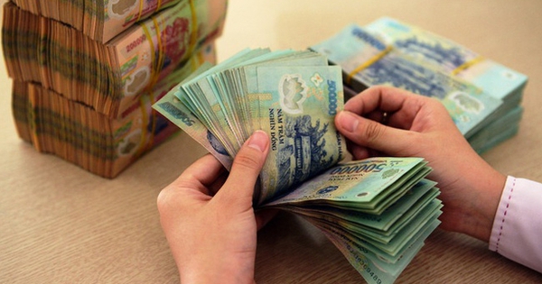Tiền về tài khoản ngân hàng: 8 khoản tiền này bắt buộc phải đóng thuế nếu không muốn gặp rắc rối