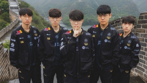 CKTG 2025: T1 “nghiền nát” 100T - Rộng cửa vào Playoffs khi chỉ gặp MKOI!