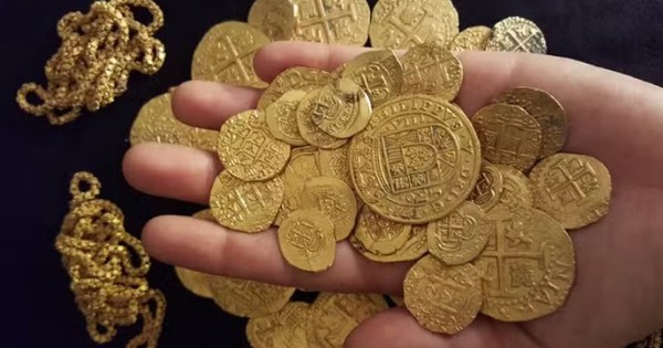 Đào hồ bơi ở vườn, người đàn ông phát hiện kho báu vàng trị giá 21 tỷ đồng: Chính quyền lập tức vào cuộc