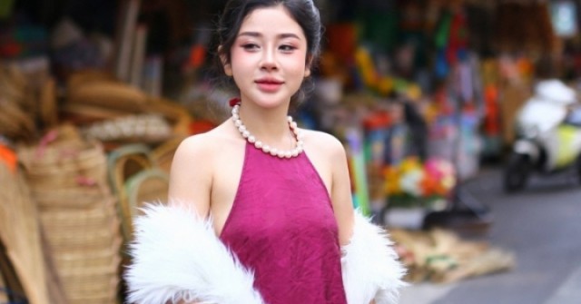 Các 'nàng thơ' xúng xính áo dài, rủ nhau đến chợ Biên Hòa chụp ảnh Tết