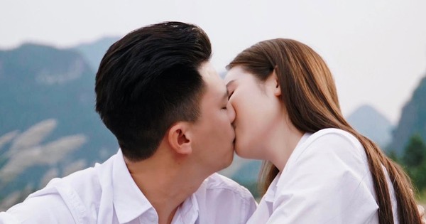 Phía sau cảnh hôn của Huyền Lizzie và Hà Việt Dũng