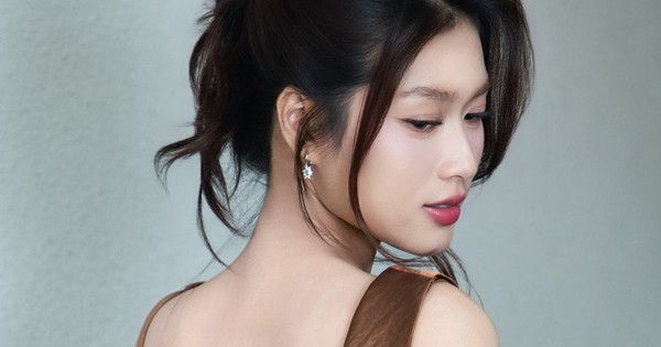 Vbiz có một cô gái từng bị miệt thị ngoại hình nay lọt Top 100 gương mặt đẹp nhất thế giới
