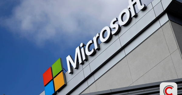 Nóng: Một văn phòng của Microsoft bị khám xét, điều tra khẩn