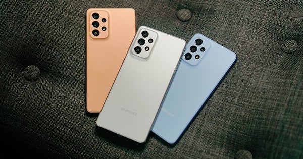 Từng khuynh đảo thị trường, dòng điện thoại Samsung “mất tích bí ẩn” cách đây 3 năm sắp được bán trở lại?