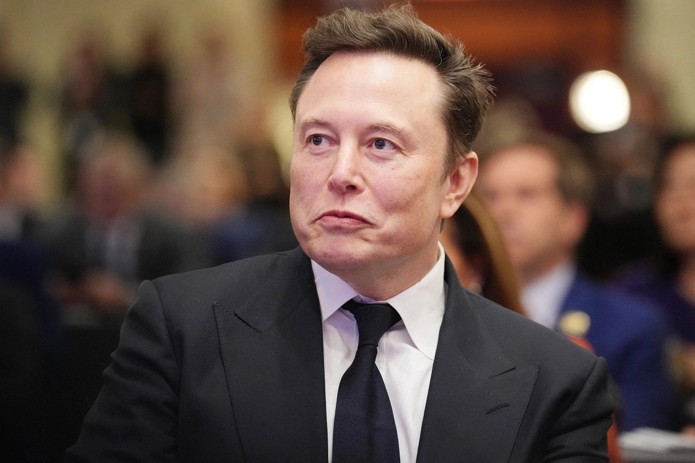 Elon Musk Tự Tin Thách Đấu Đội Tuyển Liên Minh Huyền Thoại Mạnh Nhất Với Grok 5