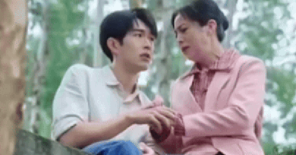 Ai làm ra phim Trung Quốc này điên thật rồi: Nữ chính hơn nam chính 30 tuổi, tam quan lệch lạc quá trời