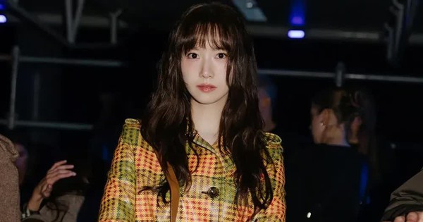 YoonA tỏa sáng rực rỡ tại Tuần lễ thời trang London