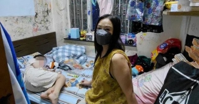 Cuộc sống khốn khổ ở những ngôi nhà siêu nhỏ, 4 người chen chúc trong 7m2