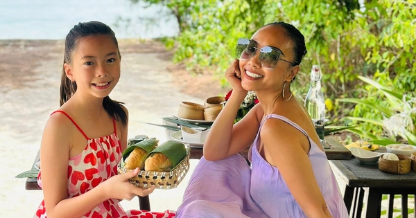 Một bộ đồ bơi mua gấp mà Đoan Trang cũng 