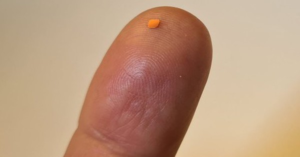 Vật thể chỉ 2mm làm nên điều kỳ diệu, giúp người mù đọc sách trở lại
