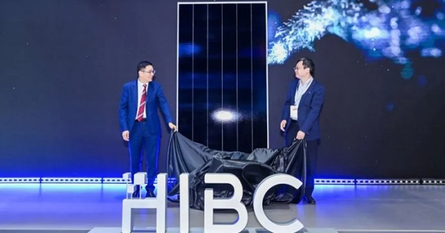 Trung Quốc tiết lộ cách tạo ra pin mặt trời hiệu quả nhất thế giới